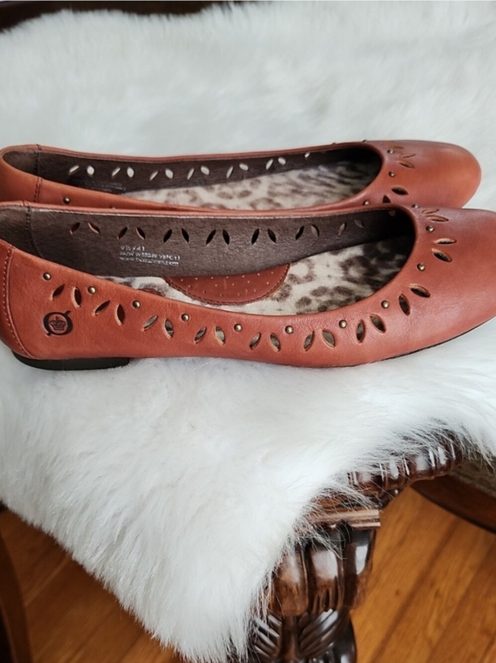 Born Women's Tan Leather  Flats, 9.5